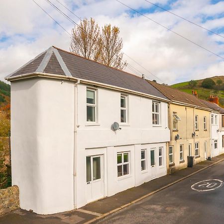 Riverside Great House In The Afan Forest Bike Park By Staystaycations Glyncorrwg Zewnętrze zdjęcie