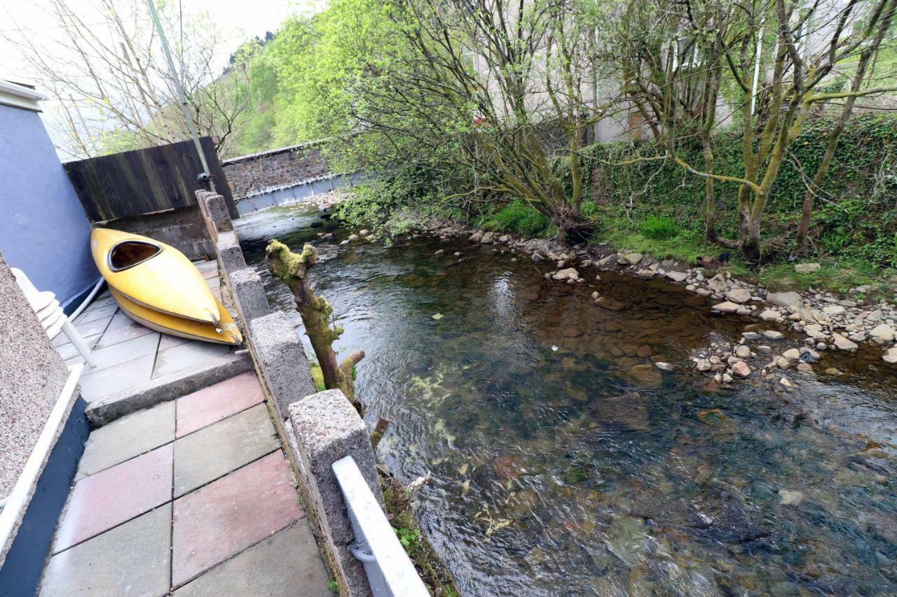 Riverside Great House In The Afan Forest Bike Park By Staystaycations Glyncorrwg Zewnętrze zdjęcie